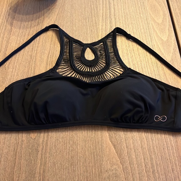 Women’s Calia by Carrie Underwood Bikini Top with Lace Detailing size small - Picture 5 of 6